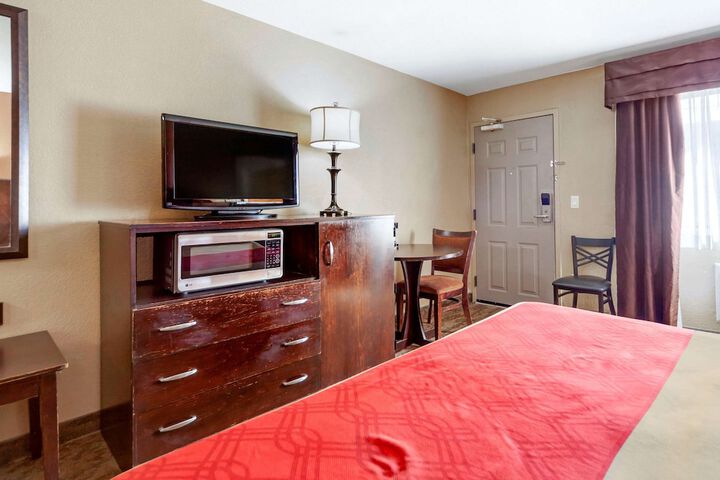 Room 29 of 37