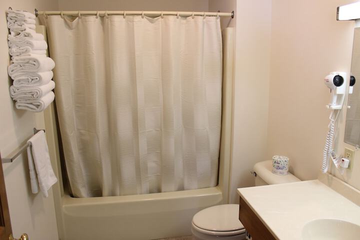 Room 52 of 94