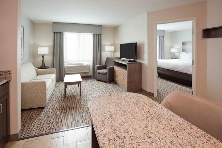 Room 21 of 33