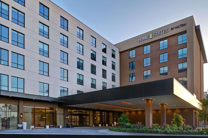 Hotel 1 of 63