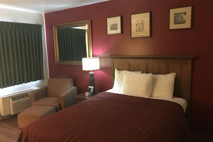 Room 18 of 39