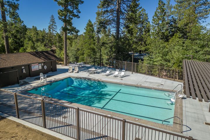 Pool 14 of 120