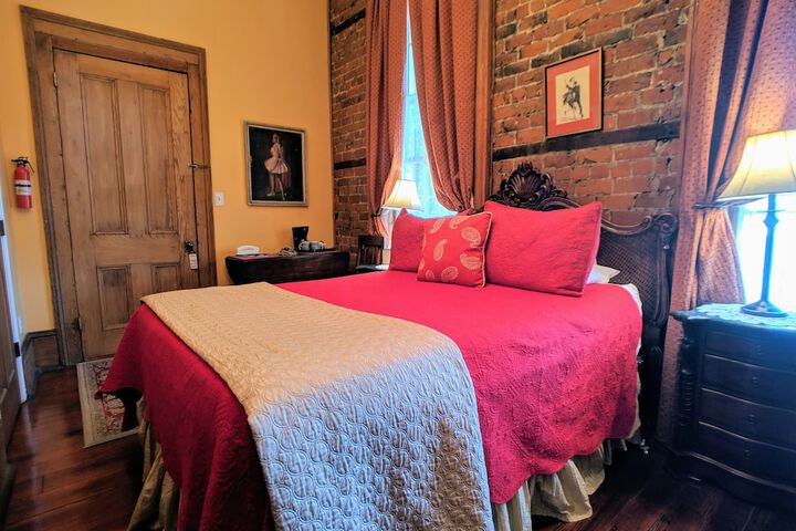 Room 74 of 93