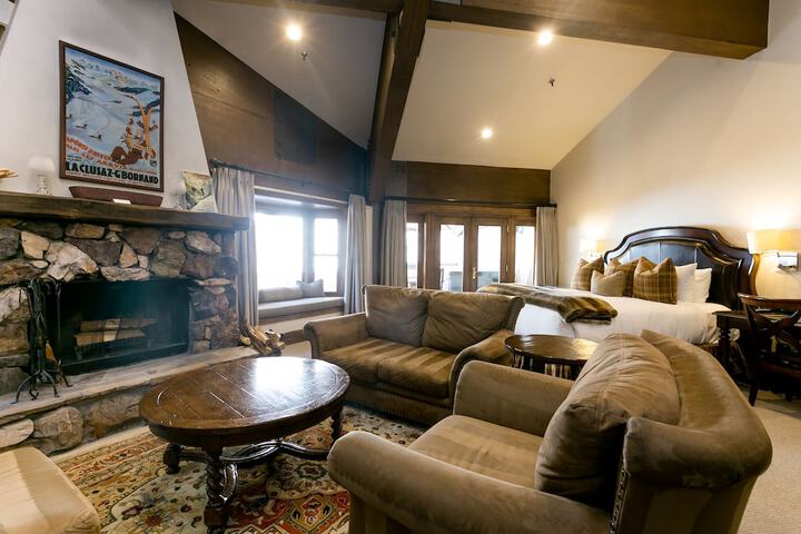 Stein Eriksen Lodge