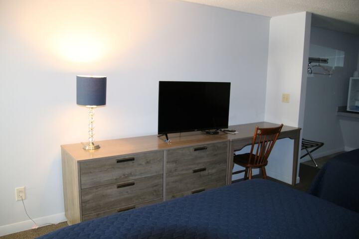 Room 25 of 123