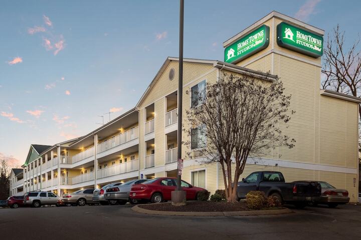 Hotel 5 of 25