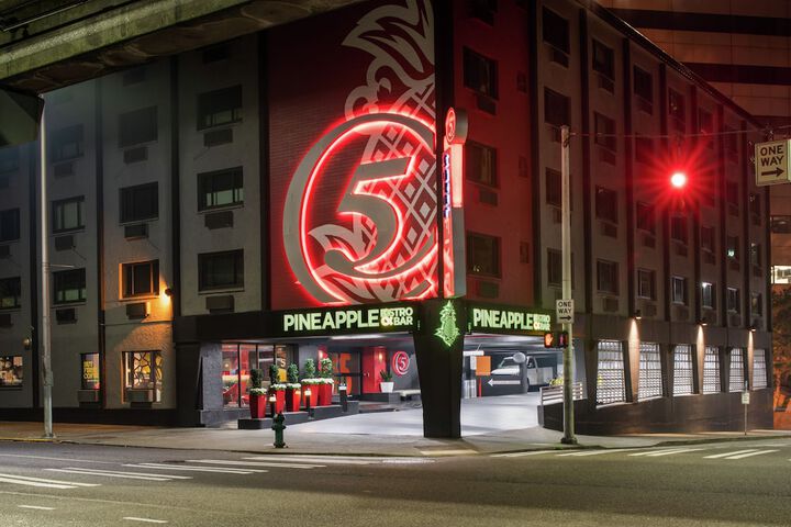 Hotel 7 of 35
