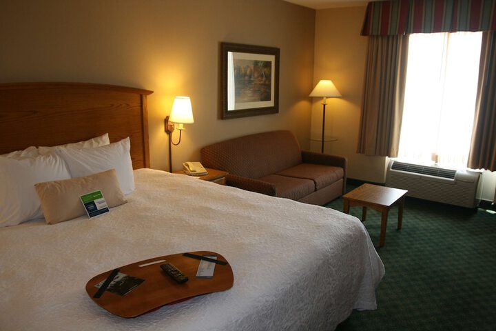 Room 21 of 28