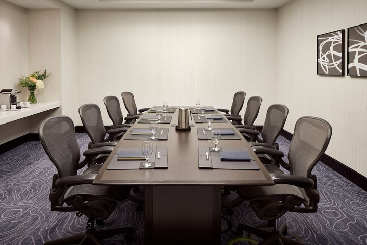 DoubleTree by Hilton Montreal