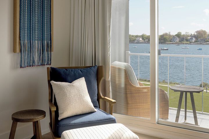 Newport Harbor Island Resort