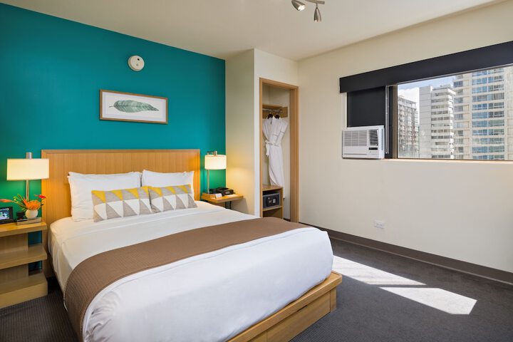 Room 90 of 156