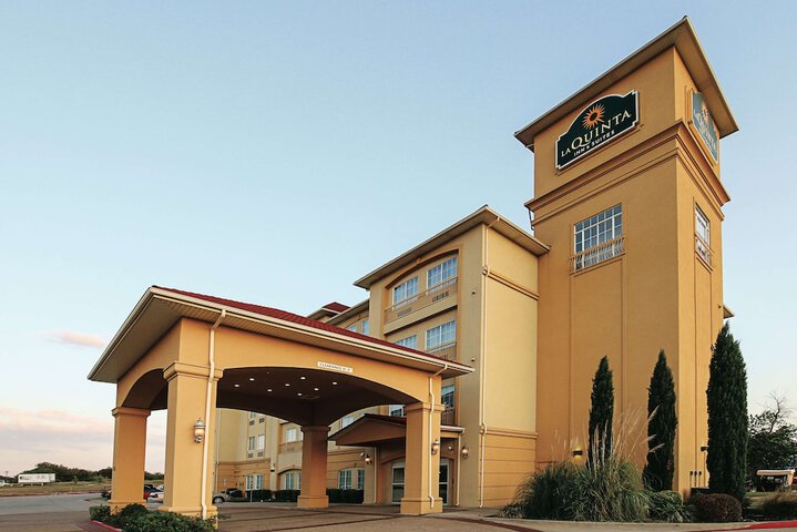 Hotel 2 of 39