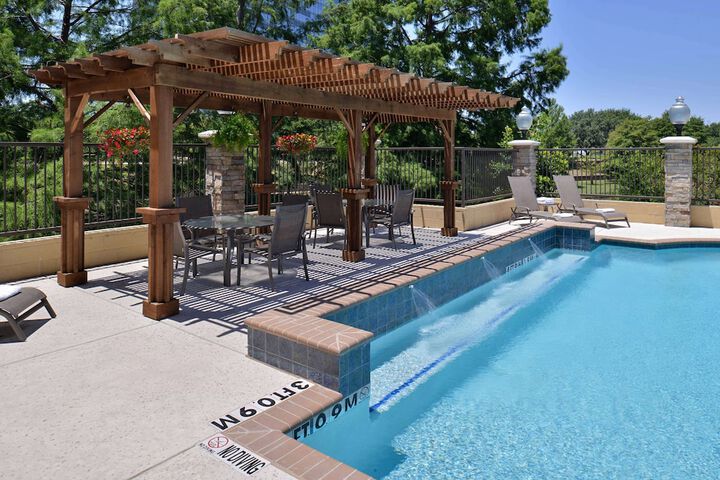 Hampton Inn & Suites Dallas Market Center