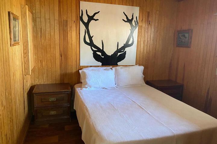 Merland Park Cottages and Motel