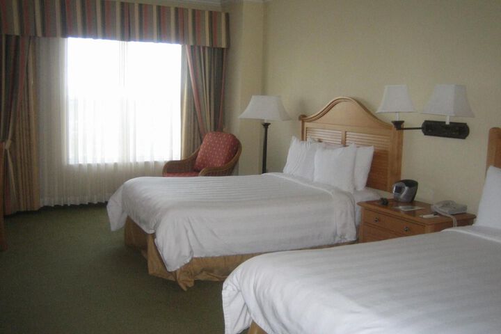Room 17 of 37