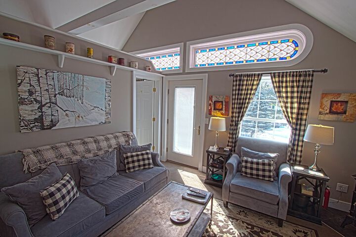 Room 40 of 200