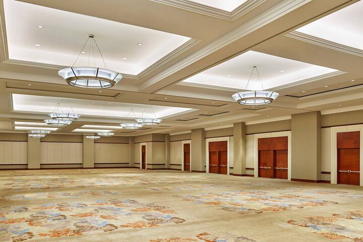 Ballroom/Hall 52 of 56