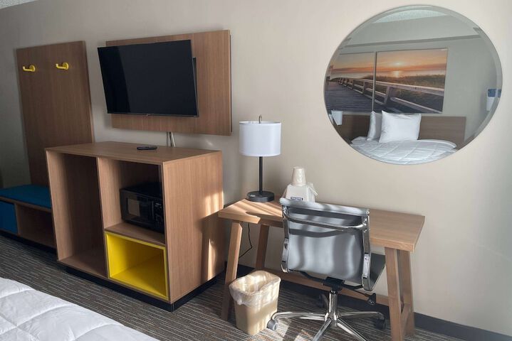 Room 19 of 56