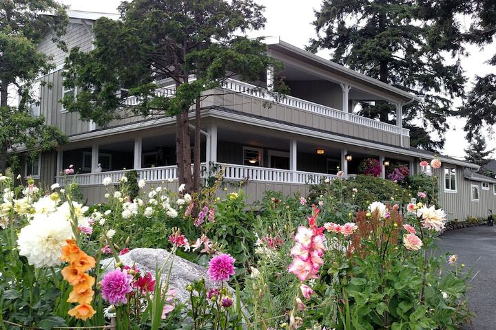 Friday Harbor Grand B & B