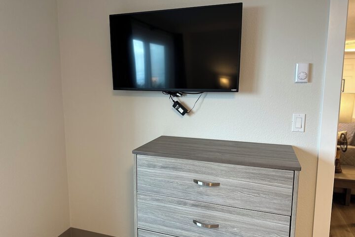 Room 33 of 124