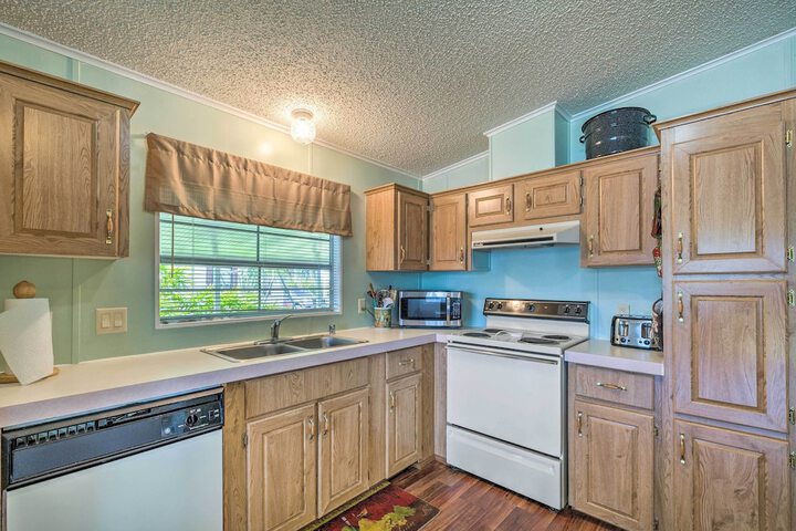 Anglers Getaway: Homosassa Home w / Boat Dock!