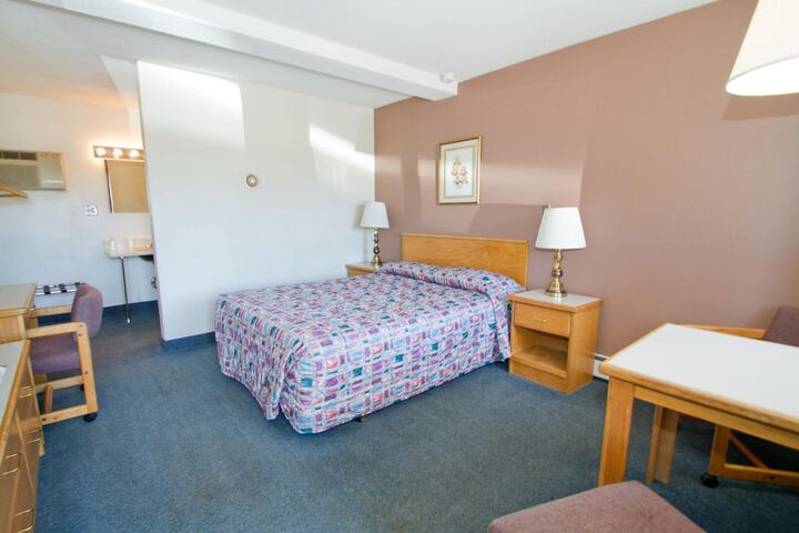Room 17 of 31