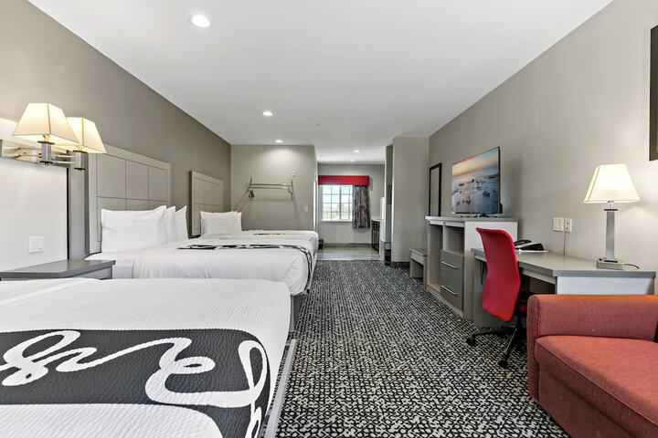 Room 12 of 51