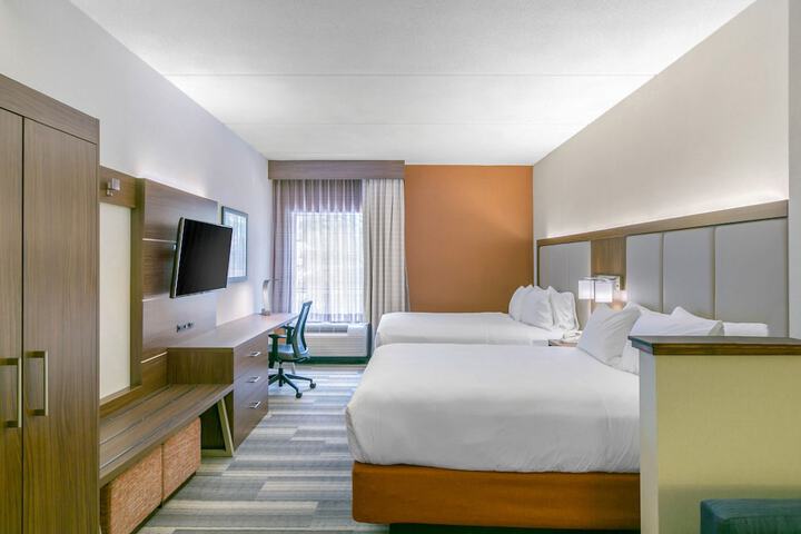 Room 27 of 57