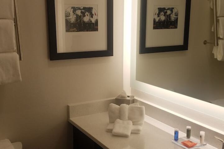 Room 16 of 50