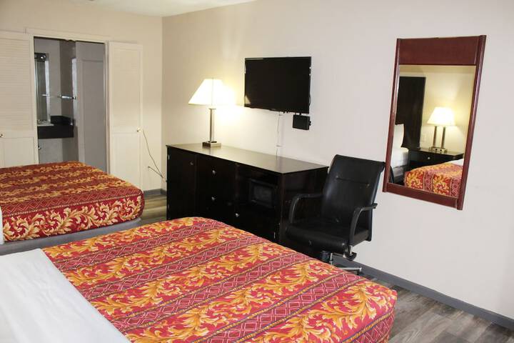 Huntington Inn