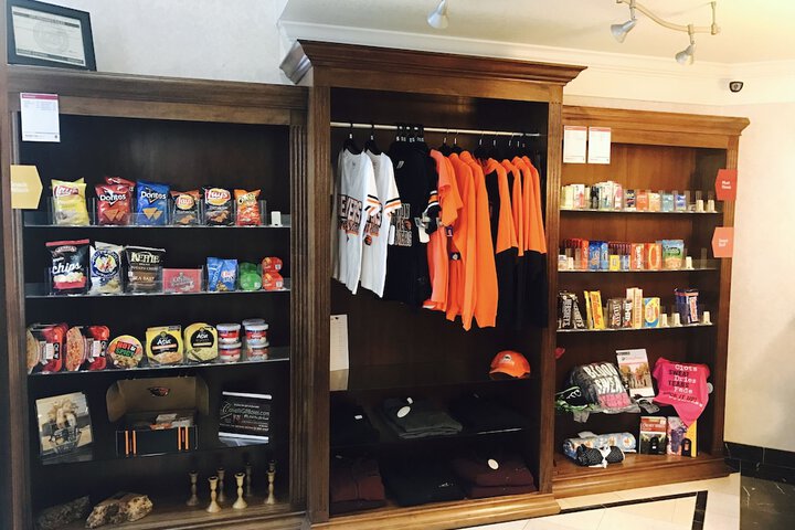 Gift Shop 46 of 48