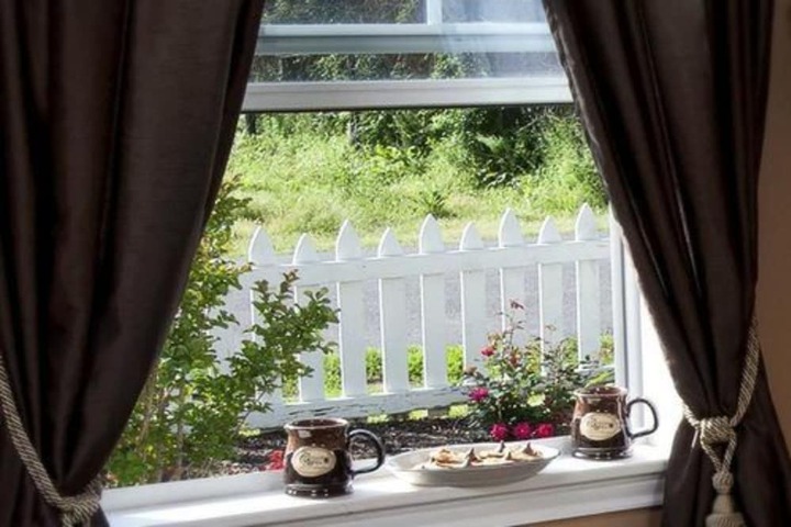 The Carriage House B & B