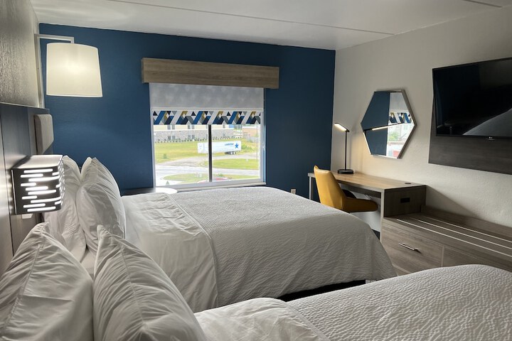 Room 49 of 90
