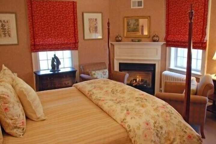 Room 46 of 74