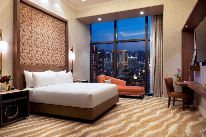 Room 35 of 152