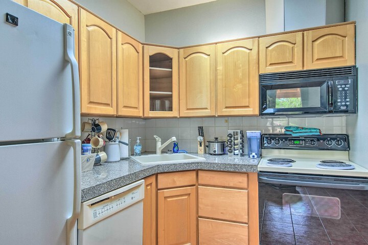 Tranquil Eloy Apartment w / Oasis Courtyard!