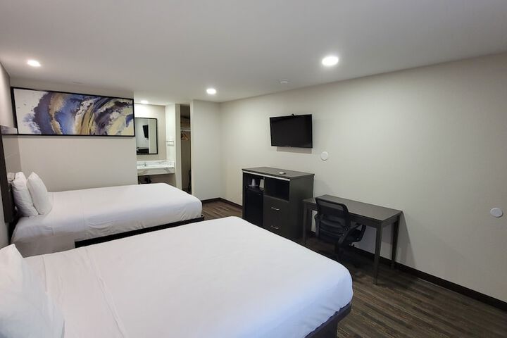 Room 15 of 18