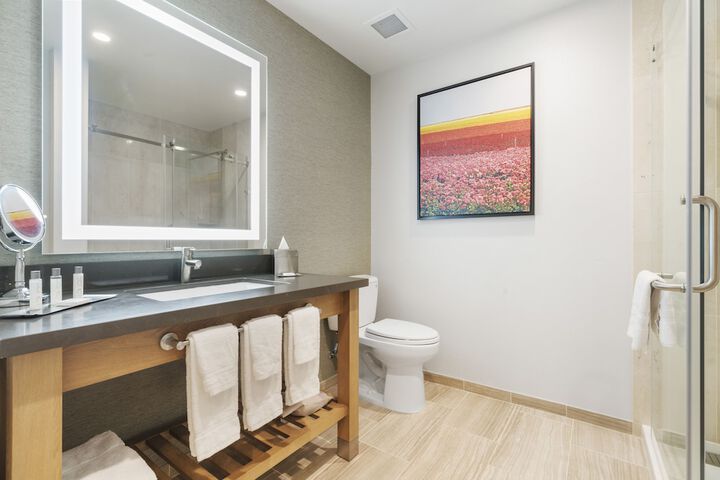 Room 10 of 21