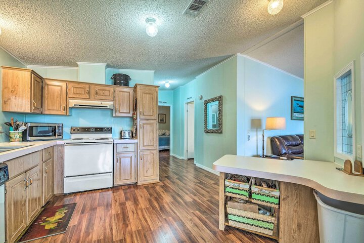 Anglers Getaway: Homosassa Home w / Boat Dock!