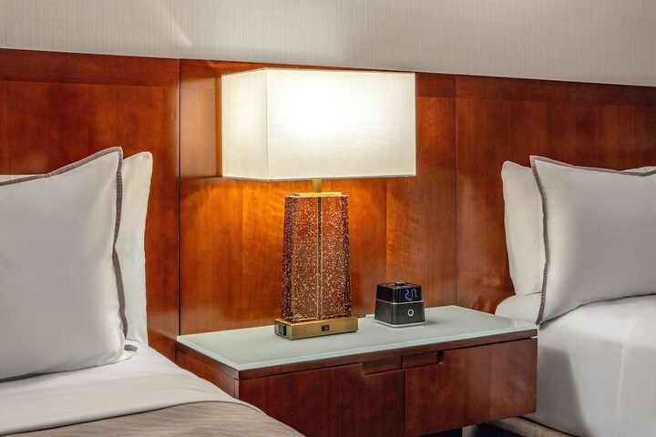 Room 47 of 109