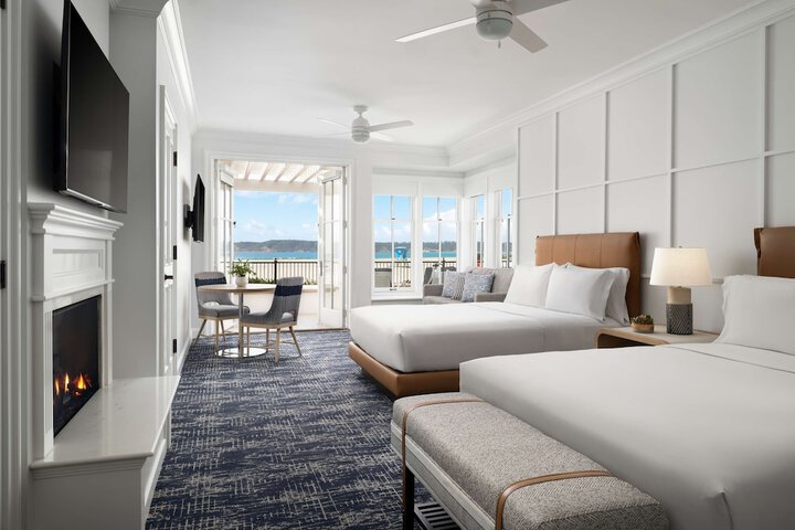 Room 28 of 62