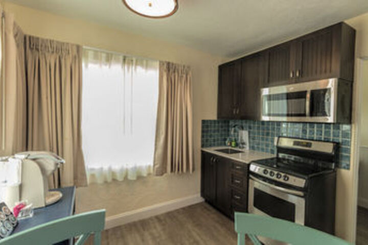 Sea View Inn