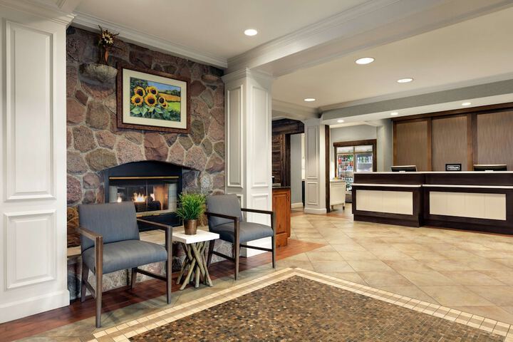 Homewood Suites by Hilton Syracuse / Liverpool