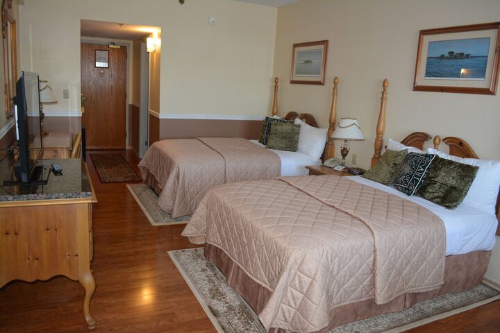 Room 10 of 65