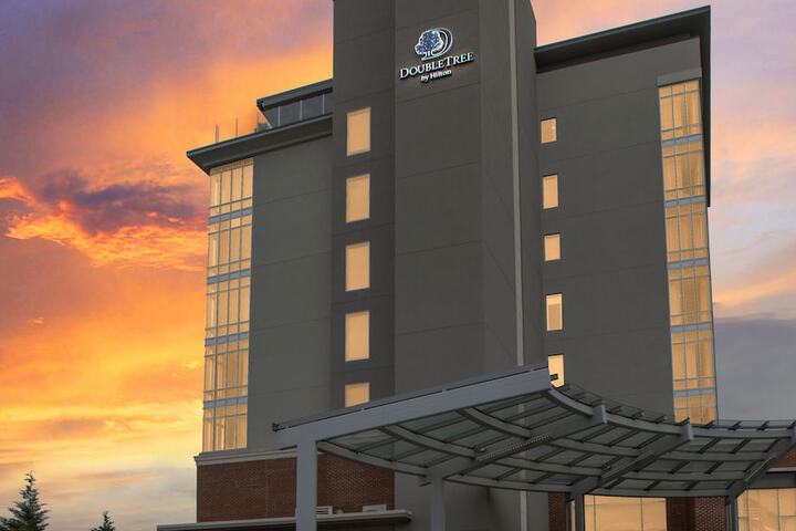 Hotel 4 of 85