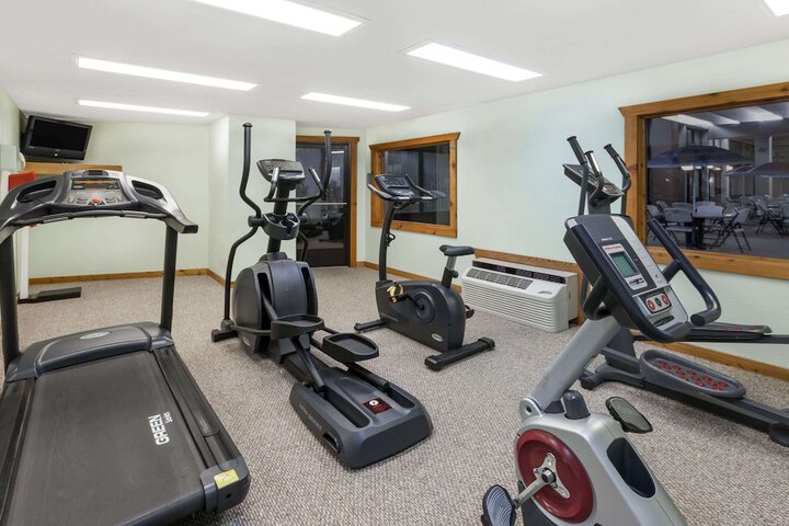 Health and Fitness 34 of 36