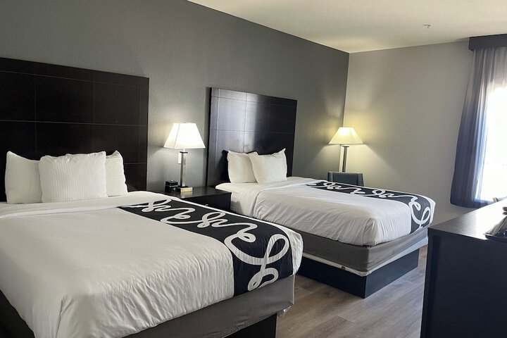 Room 21 of 28