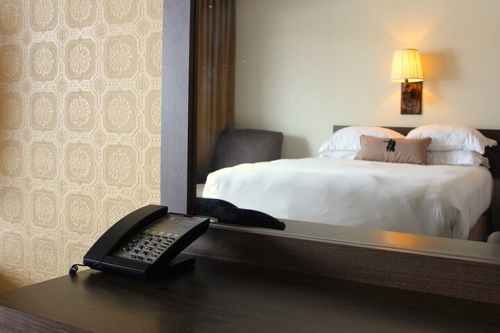 Room 55 of 77