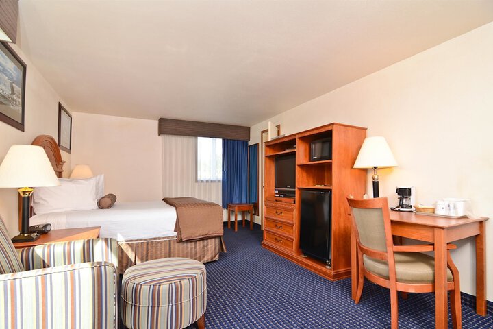 Room 12 of 21