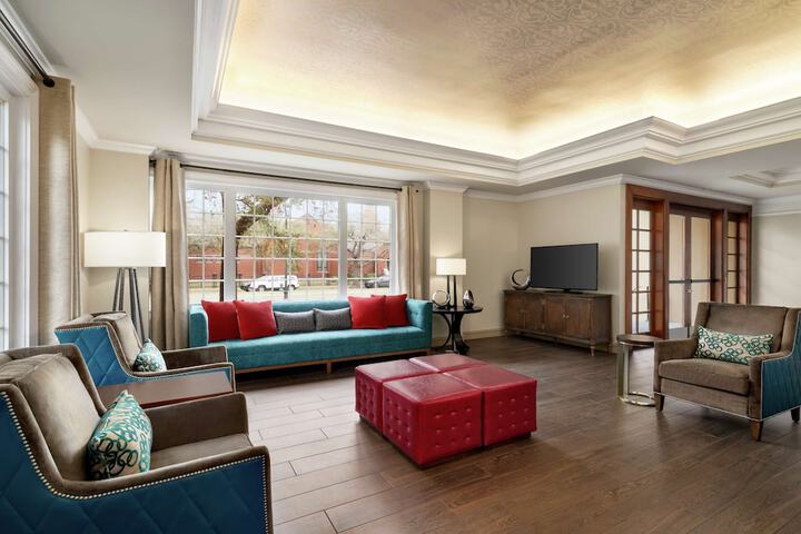 Hotel Interior 11 of 51